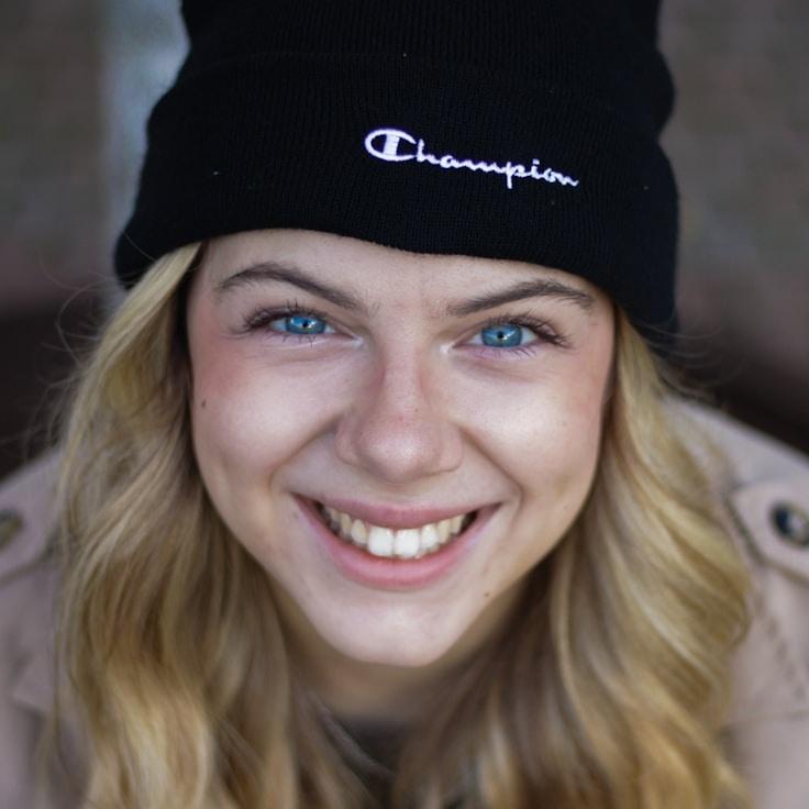 Arun Kapoor, Client Relations Director, discussing corporate gifting strategy with business clients